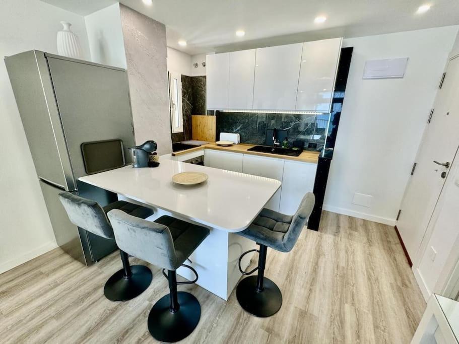 Amazing Apartment In Las Americas Playa de las Americas  Exterior foto